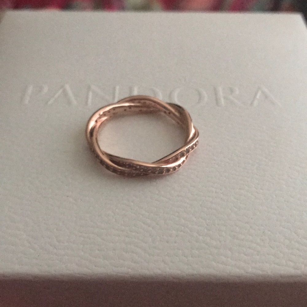 Authentic Pandora rose twist of Fate ring size 54